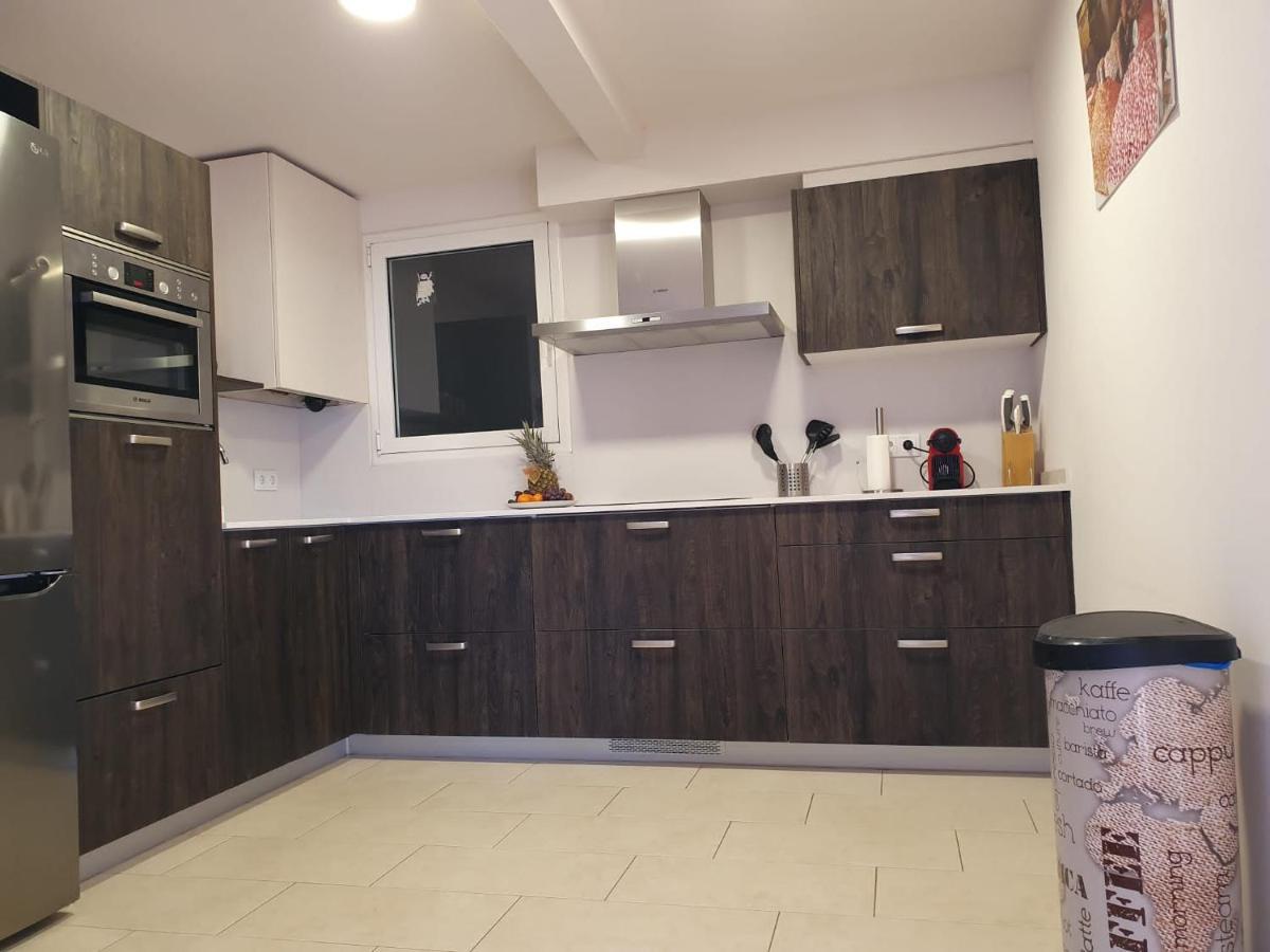Apartment Market Square Cardona Buitenkant foto